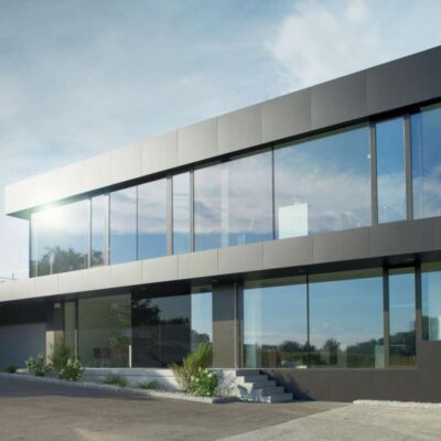 PREFA_verbundplatte_schwarzgrau_referenz-1024x785